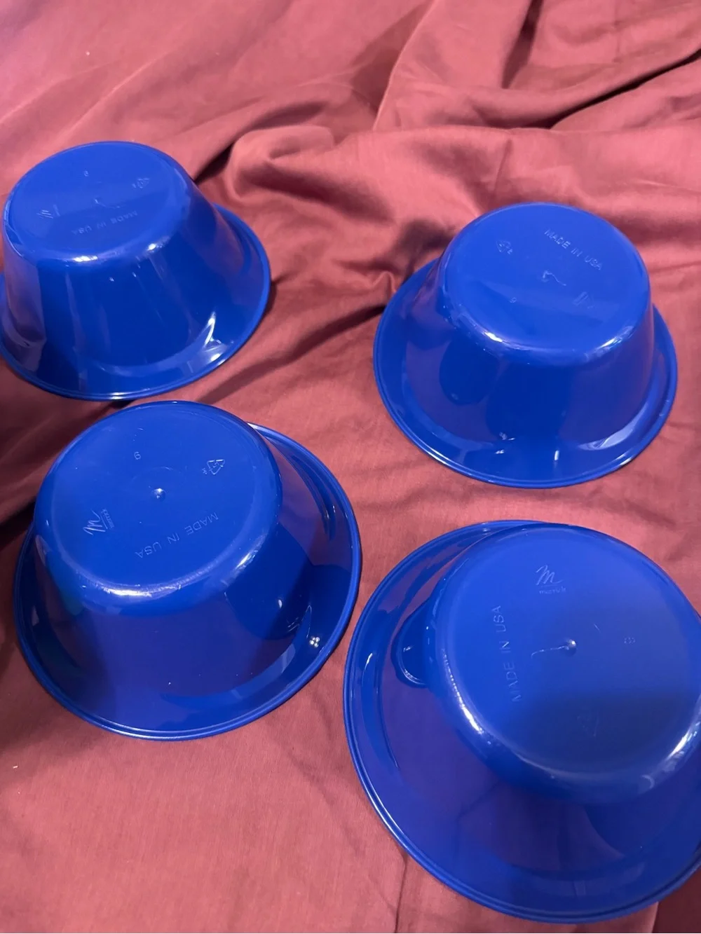 Blue and Green Plastic Cup and Bowl Set - Lightweight Dining Essentials